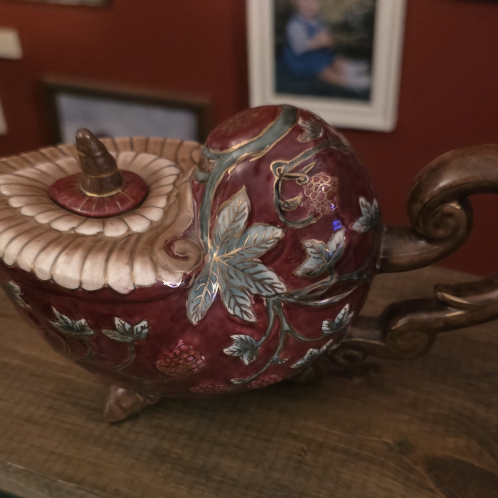 Elegant Red and Gold Ceramic Teapot